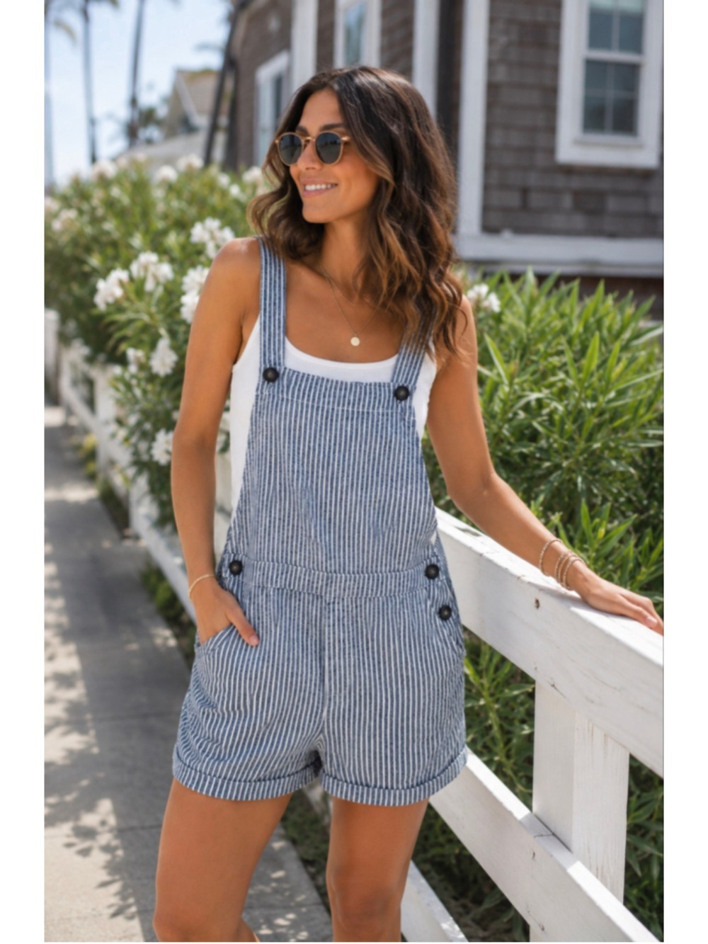 April Kiss Linen Blend Striped Overall Shorts Women’s Large Blue White Coastal